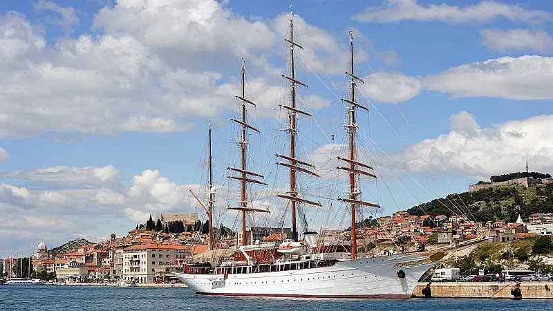 Holiday recommendations