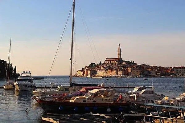 Charter Region Istria