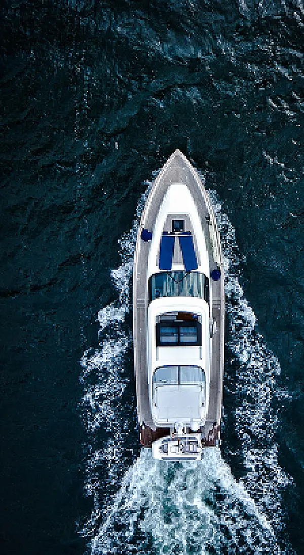 Motoryachten